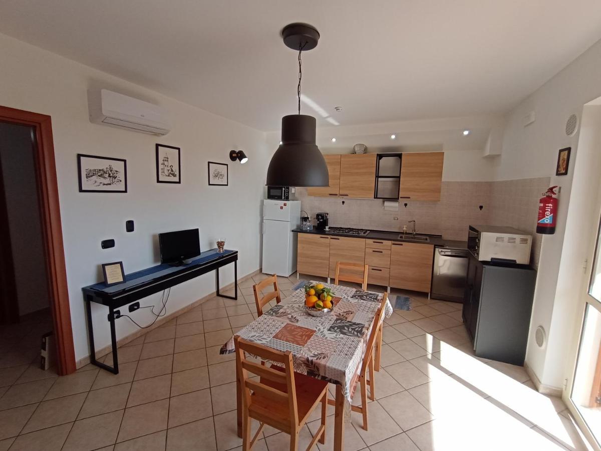 Degli Angioini Holiday Home Каулонія Марина Екстер'єр фото