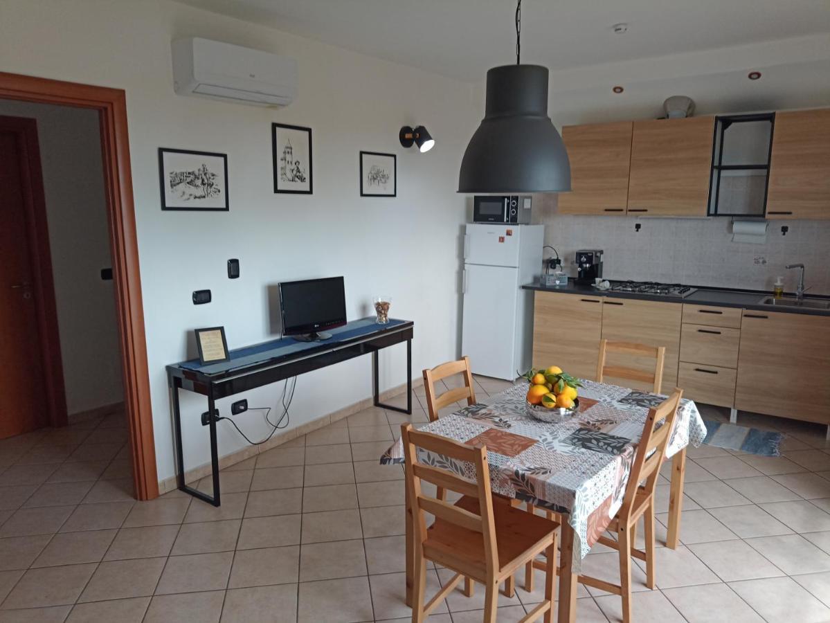 Degli Angioini Holiday Home Каулонія Марина Екстер'єр фото